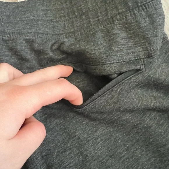 90 Degree by reflex Men's Gray Shorts - Picture 6 of 6